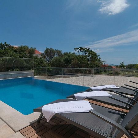Beautiful Apartment With Private Pool Trogir Eksteriør billede